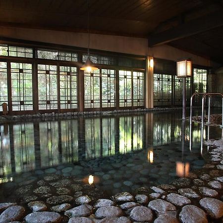 Отель Futsukaichi Hot Spring - Daimaru Besso Тикусино Экстерьер фото